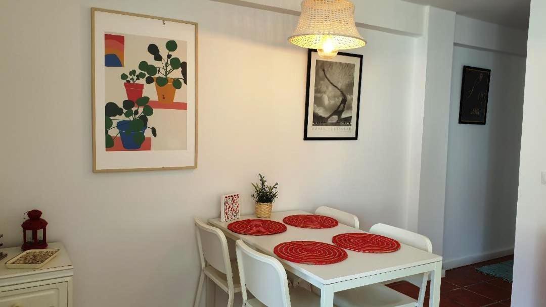 Perfecto Apartamento Centrico Нерха Екстериор снимка